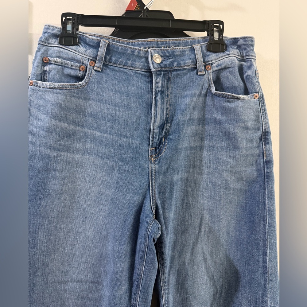 American Eagle Super High Rise Baggy Wide Leg Jeans Size 8 - Picture 2 of 9